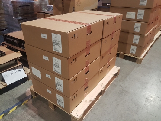24 پورت فعال Brocade SAN Switch BR-G620-24-32G-R با 24 عدد 32 گیگابایت SFP