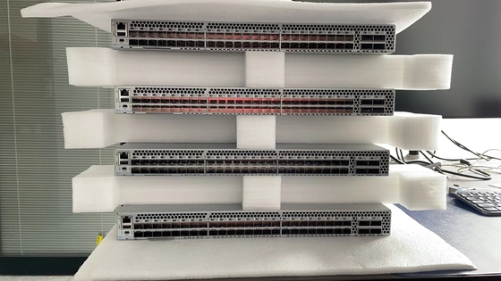 سوئیچ فیبر نوری Dell Connectrix DS6620B 24 پورت 32Gb/S سوئیچ شبکه Enterprise