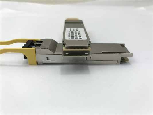 فرستنده نوری MMF MPO-12 MMF موازی 850 نانومتری 100 متری سازگار با آریستا QSFP-100G-SR4