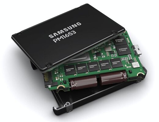 سامسونگ PM9A3 7.68TB PCIe 4.0 NVMe Enterprise SSD با 6900MB/s U.2 Form Factor