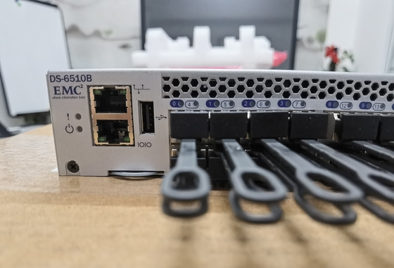 BR-6510DC-24-8G-R Brocade 6510 SAN سوئیچ DC Power 24P 8GB SWL